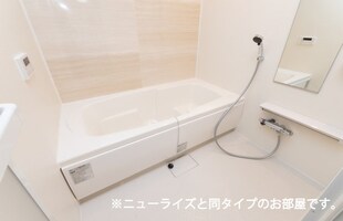 羽牛田町アパートの物件内観写真